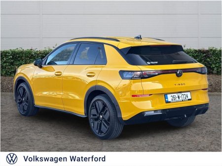 2026 Volkswagen T-Roc - thumbnail 3