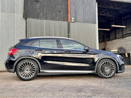 2017 Mercedes-Benz GLA Class 180 D AMG SPORT 5DR 180D €14,950 thumbnail