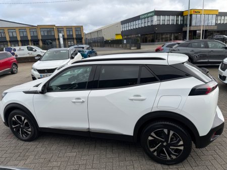 2020 Peugeot 2008 - thumbnail 8