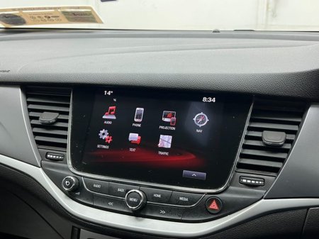 2017 Vauxhall Astra - thumbnail 14