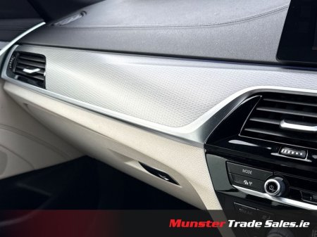 2018 BMW 5 Series - thumbnail 16