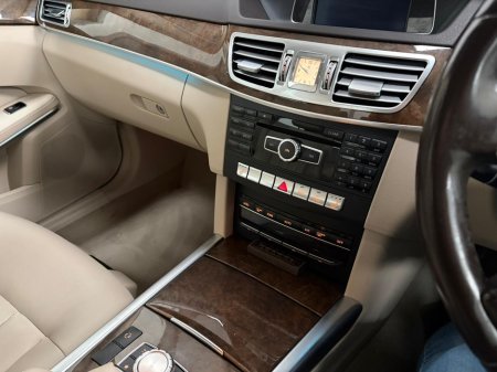 2015 Mercedes-Benz E Class - thumbnail 8