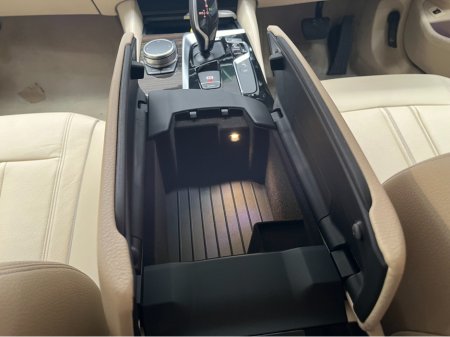 2017 BMW 5 Series - thumbnail 24