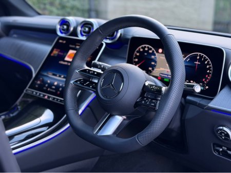 2025 Mercedes-Benz GLC Class 300 AMG LN PREMIUM DE 4MATIC LINE €77,950 thumbnail