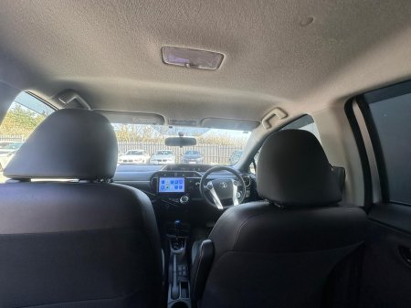 2015 Toyota Aqua - thumbnail 17