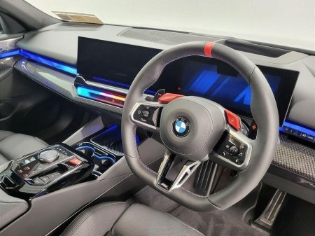 2025 BMW M5 - photo 6