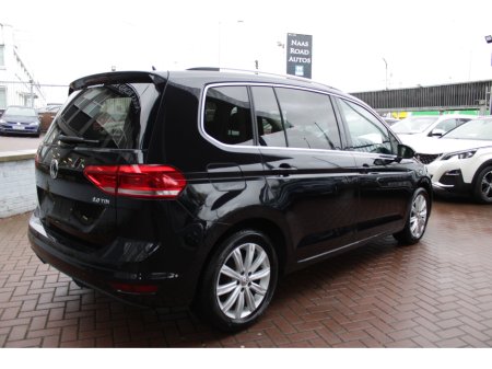 2019 Volkswagen Touran 2.0TDI 150BHP HIGHLINE 7 SEATER 5DR MPV AUTO // 1 OWNER WITH ONLY 99, 000 KM'S // BUY WITH CONFIDENCE AA AND SIMI APPROVED DEALER 2026 // FINANCE ARRANGED // ALL TRADE INS WELCOME // €23,950 thumbnail