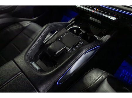 2022 Mercedes-Benz GLE Class GLE 350 de 4MATIC AMG Line €52,846 thumbnail