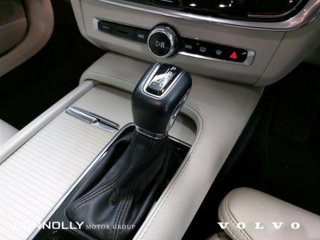 2020 Volvo V90 D4 Momentum Auto €384pm €34,945 thumbnail