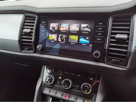 2022 Skoda Kodiaq 2.0TDI AMBITION DSG AUTOMATIC **7 SEATER** - FINANCE AVAILABLE - CALL US TODAY ON 01 492 6566 OR 087-092 5525 €36,450 thumbnail