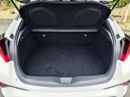 2020 Toyota C-HR - thumbnail 19