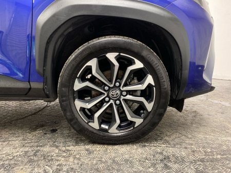 2023 Toyota Yaris - thumbnail 5