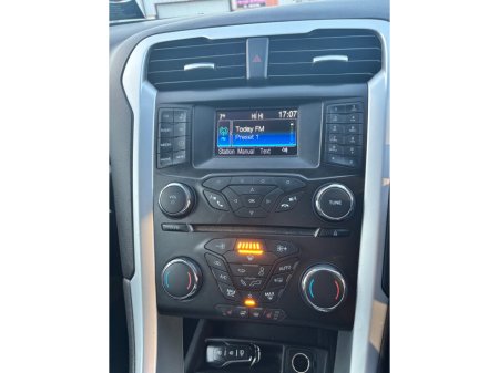 2017 Ford Mondeo 1.5TDCi 120PS Zetec €9,995 thumbnail