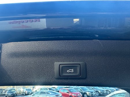 2019 Audi A6 2.0TDI 204 S tronic S Line 20 €33,950 thumbnail