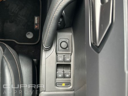 2023 Cupra Formentor *AUTO* e-Hybrid 204hp DSG €32,995 thumbnail