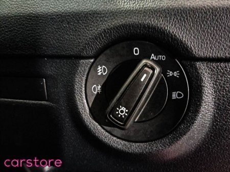 2021 Skoda Octavia - thumbnail 19