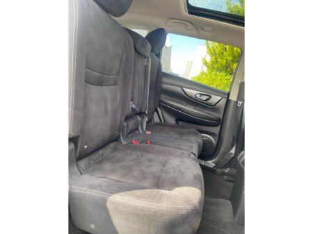 2017 Nissan X-Trail - thumbnail 7