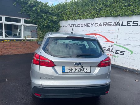 2015 Ford Focus - view 4