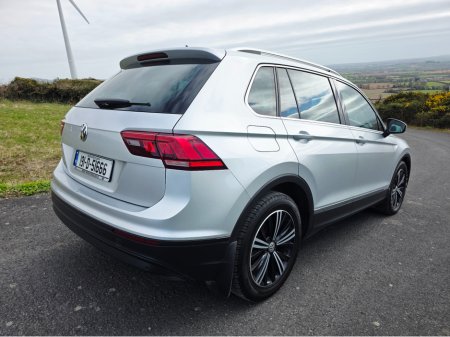 2019 Volkswagen Tiguan - thumbnail 6