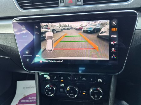 2019 Skoda Superb - thumbnail 10