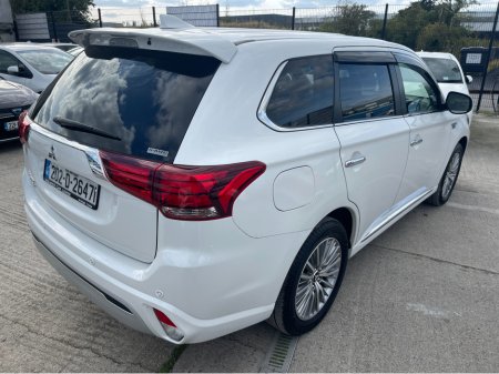 2020 Mitsubishi Outlander (Very Low Km's) HYBRID 2.4 PHEV AUTOMATIC 5DR MODEL  www.bolandscarcentre.ie €24,900 thumbnail