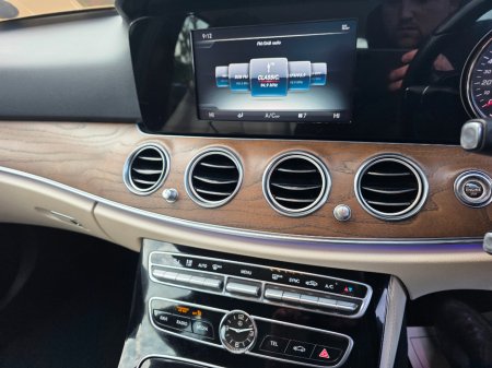 2017 Mercedes-Benz E Class - thumbnail 16