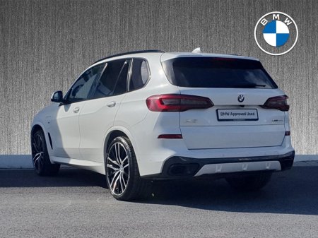 2021 BMW X5 - photo 2