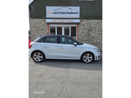 2012 Audi A1 - thumbnail 3