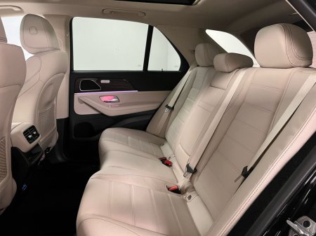 2026 Mercedes-Benz GLE Class 350de AMG - 20 Inch Alloys - Reversing Camera - Panoramic Sunroof - Ambient Lighting - Sat Nav - Climate Control - Electric Heated Seats - Keyless Start - Apple CarPlay/Android Auto €118,865