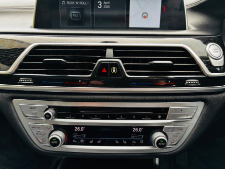 2018 BMW 7 Series - thumbnail 22