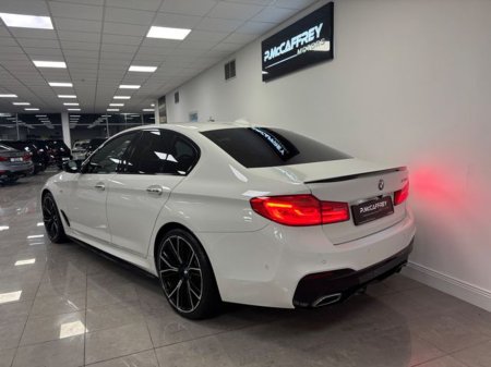 2017 BMW 5 Series - thumbnail 6