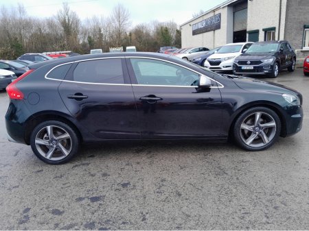 2016 Volvo V40 D2 R-DESIGN ED 5DR thumbnail