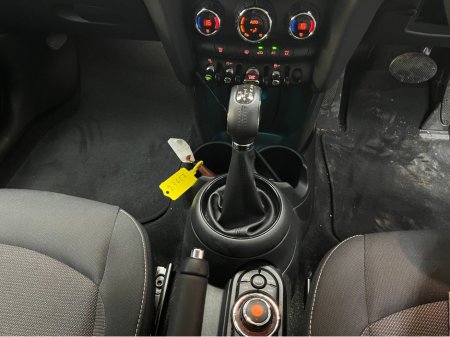 2019 MINI Cooper €19950 2019 MINI COOPER D 5DOORS 1.5 AUTOMATIC / CRUISE CONTROL / REVERSE CAMERA €19,950 thumbnail