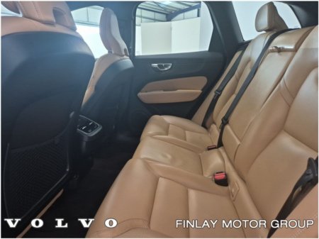 2022 Volvo XC60 B4 MHEV DSL (197hp) Inscription AWD thumbnail