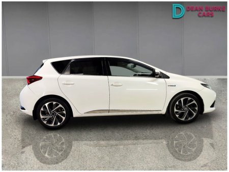 2016 Toyota Auris - thumbnail 6