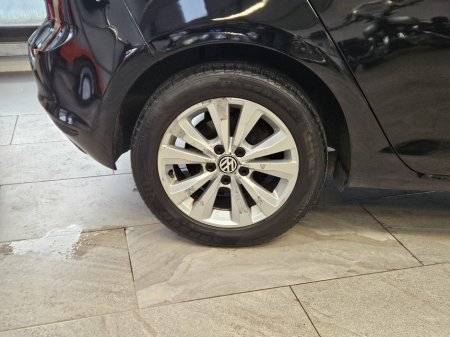 2013 Volkswagen Golf 1.6 TDI 105HP COMFORTLINE €7,950 thumbnail