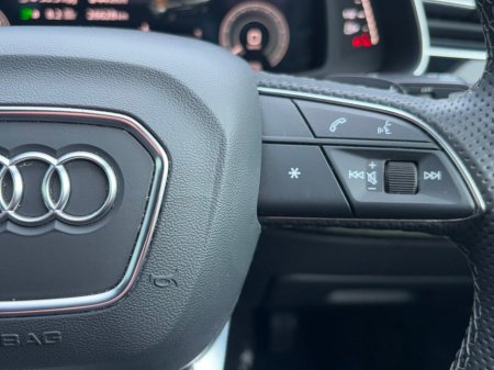 2022 Audi Q7 55 TFSIe S-LINE PHEV FACTORY ELECTRIC TOW BAR €59,995 thumbnail