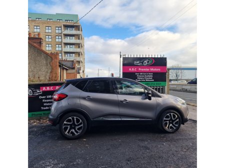 2015 Renault Captur dCi 90 S&S INTENSE €7,950