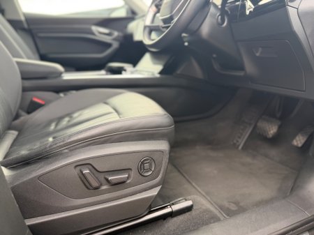 2022 Audi e-tron - thumbnail 11