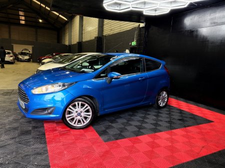 2013 Ford Fiesta - thumbnail 6