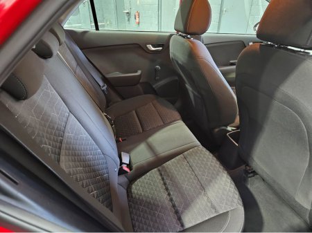 2019 Kia Rio - thumbnail 12