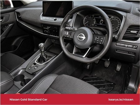 2026 Nissan Qashqai 1.3 PET MILD HYBRID SV thumbnail