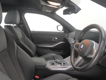 2024 BMW 3 Series - thumbnail 12