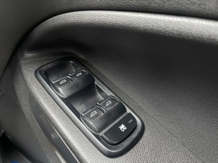 2016 Ford Ecosport 1.0T EcoBoost Zetec SUV 5dr Petrol Manual 2WD Euro 6 (s/s) (125 ps) thumbnail