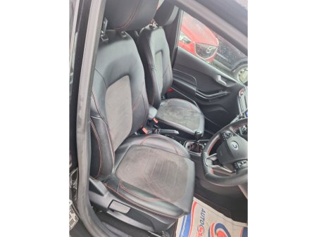 2022 Ford Fiesta ST-LINE VIGNALE 5DR 1.0T1 1.0T125 MHEV €21,995 thumbnail