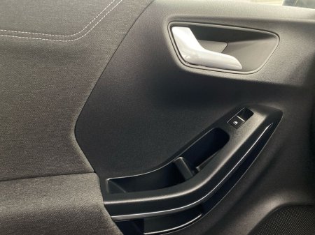 2023 Ford Puma 1.0L EcoBoost Hybrid 125PS Titanium €21,495 thumbnail