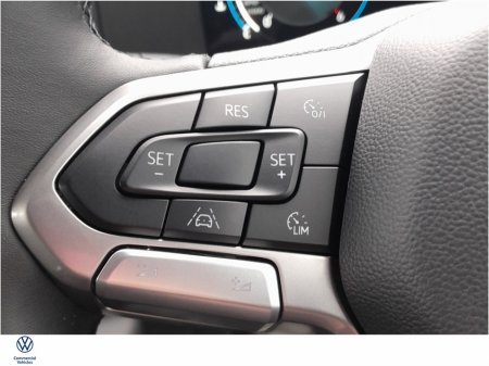 2025 Volkswagen Transporter TRANSPORTER TL LWB30 150HP M6F €46,400 thumbnail