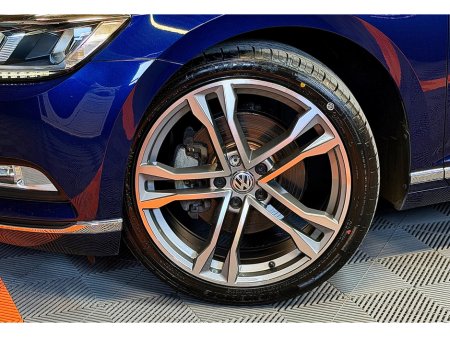 2018 Volkswagen Passat - thumbnail 15