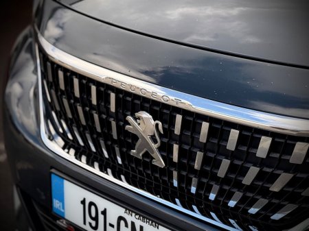 2019 Peugeot 3008 - thumbnail 22
