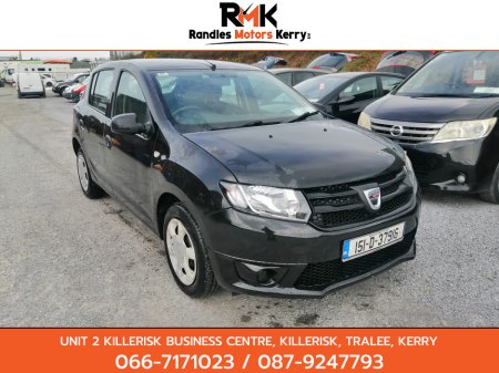 2015 Dacia Sandero - thumbnail 1